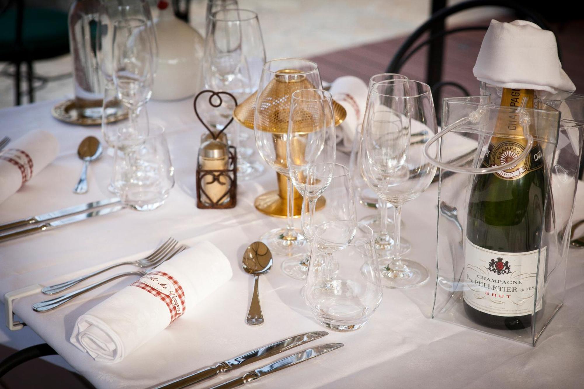 Hotel Restaurant Verger Des Chateaux, Route Des Vins Haut-Koenigsbourg Dieffenthal Buitenkant foto
