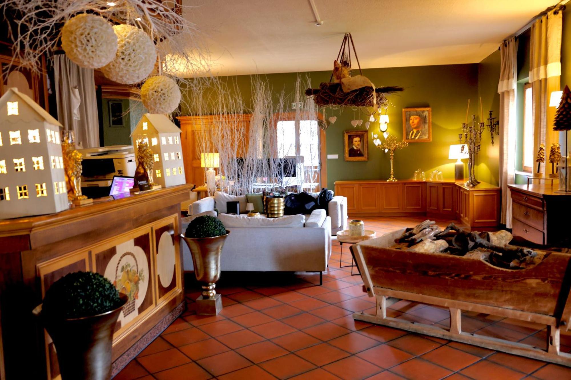 Hotel Restaurant Verger Des Chateaux, Route Des Vins Haut-Koenigsbourg Dieffenthal Buitenkant foto
