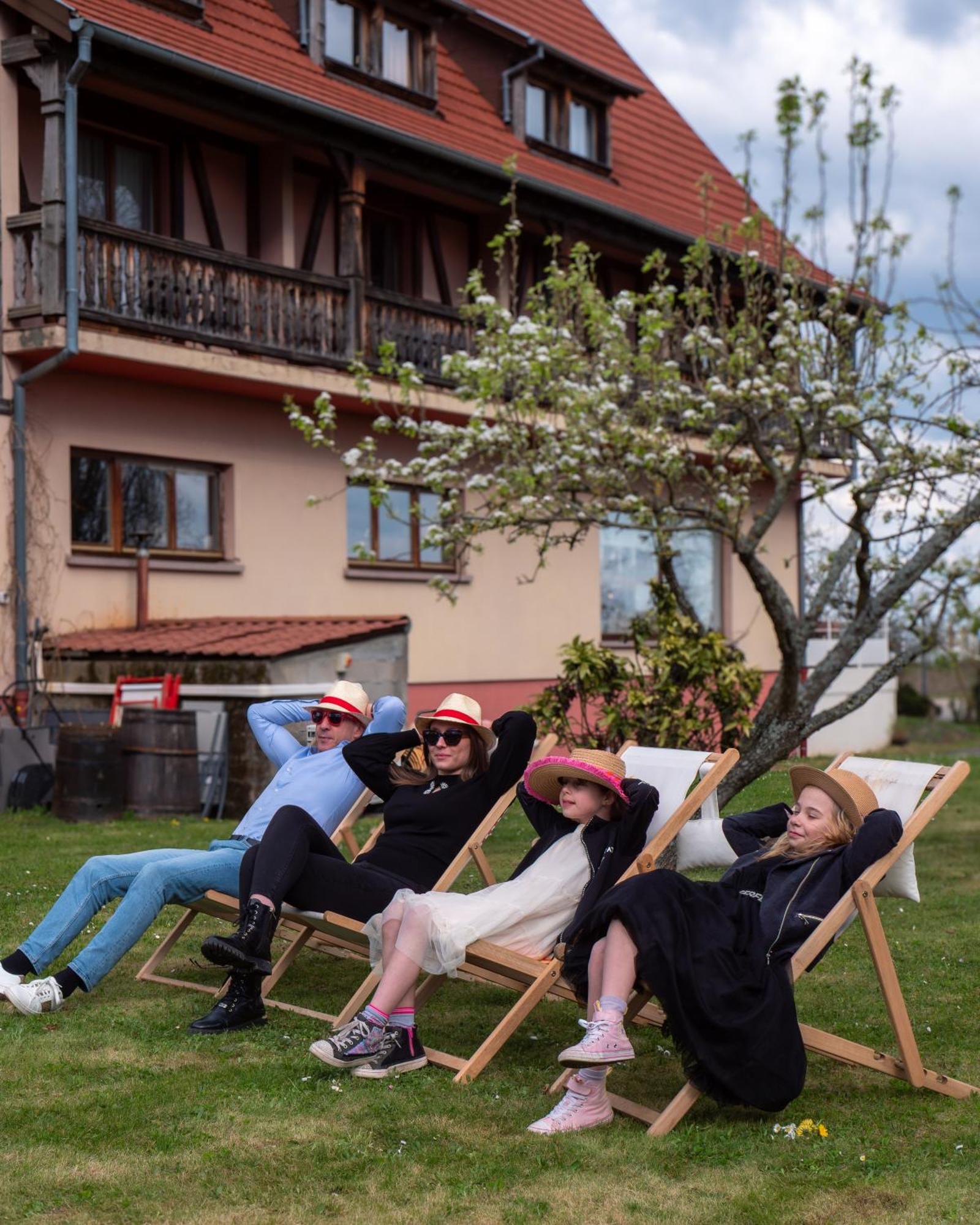 Hotel Restaurant Verger Des Chateaux, Route Des Vins Haut-Koenigsbourg Dieffenthal Buitenkant foto